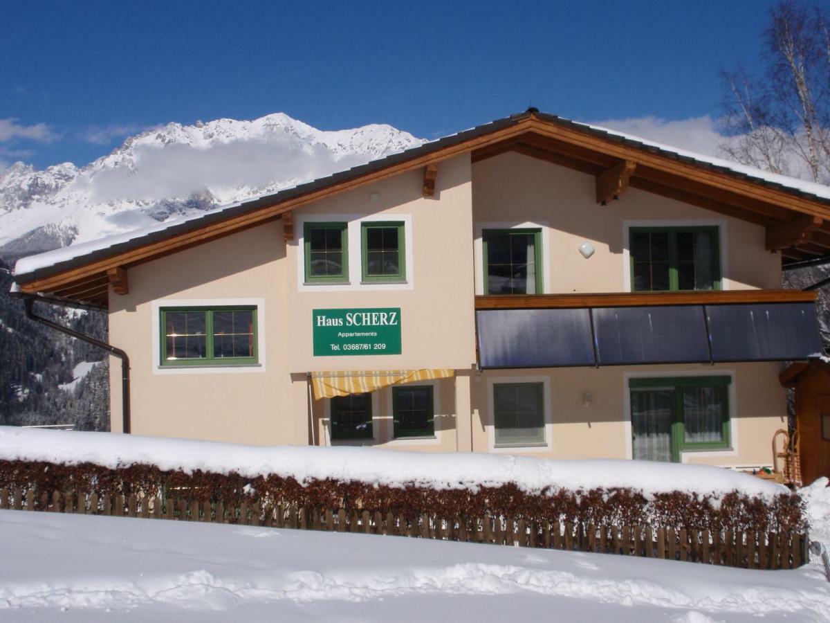 Haus Scherz 斯拉德明 外观 照片